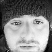  ,  Jorj, 29