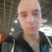  ,   Grisa, 42 ,   