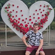   ,  Anatolij, 38