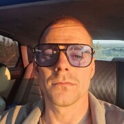  ,  Aleks, 31