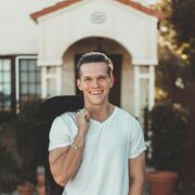  ,  Atilla, 35