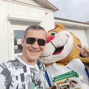  ,  Alexey, 40