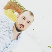  ,   Ivan, 32 ,  