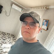  ,  Ali, 34