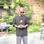  ,   Michel, 28 ,   ,   , c 