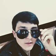  ,  Farxod, 28