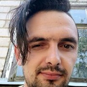  ,  RIvan, 32