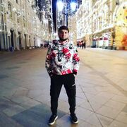  ,   Artur, 33 ,   ,   