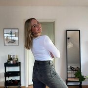  ,  , 29