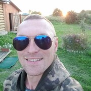  ,  Tony, 37