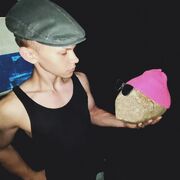  ,   Vladislav, 20 ,   ,   