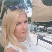  ,   Ekaterina, 46 ,   c 