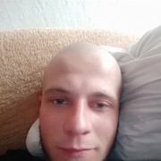  -,  Jakub, 33