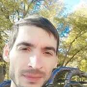 ,  Aleks, 33