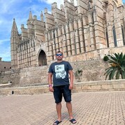  Tocna,  Andrij, 33