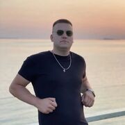  ,  Ruslan, 24