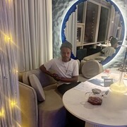 ,   Albert, 37 ,     , c 