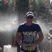 ,   LEON, 44 ,  
