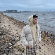  ,   Denis, 21 ,   