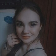 ,   Angelina, 33 ,   c 