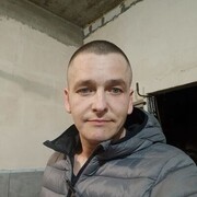  ,  Vitek, 34