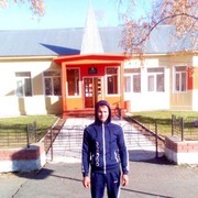  ,   Denis, 37 ,   ,   , c 
