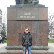  ,   Sergej, 37 ,   