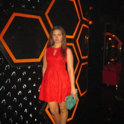   ,  Julia, 36