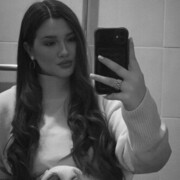  ,   Karina, 22 ,     