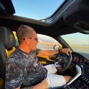  ,  Alex, 37