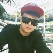  ,   Denis, 31 ,   ,   , c , 