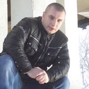  ,   Alex, 39 ,   