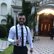  ,   Alex, 32 ,   