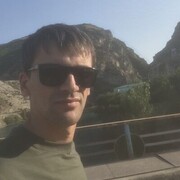  ,  Dzhamal, 40