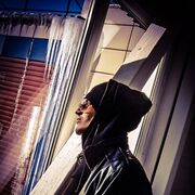  ,   Ilya, 32 ,   ,   , c 