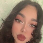  ,  Saika, 24