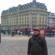  ,  nikolas, 47