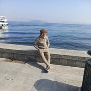  ,  Bunyod, 23