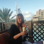  ,   Kate, 37 ,   