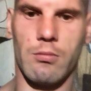  ,   Ivan, 33 ,   c 