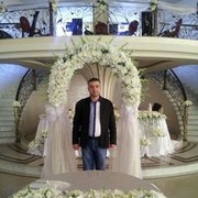  ,   Artur, 42 ,   ,   , c 