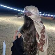  ,  Vanessa, 21