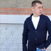  ,  Denis, 44