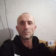  ,  Marin, 44