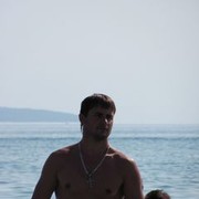  ,   Alex, 41 ,   