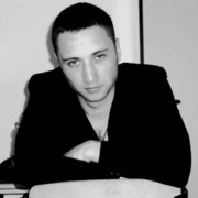  ,   Denis, 33 ,   ,   , c 