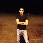  ,   Albek, 44 ,  