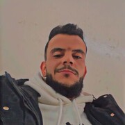  ,  Apple, 28