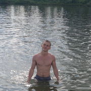  ,   Denis, 38 ,     , c 