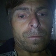  ,  mako, 44